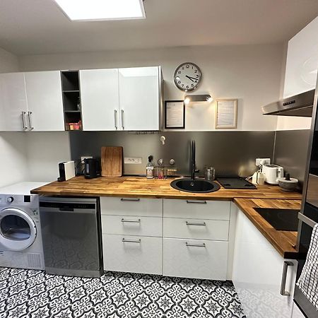 Cosy Duplex Avec Parking A Paris 19 By Immo Kit Bnb Extérieur photo