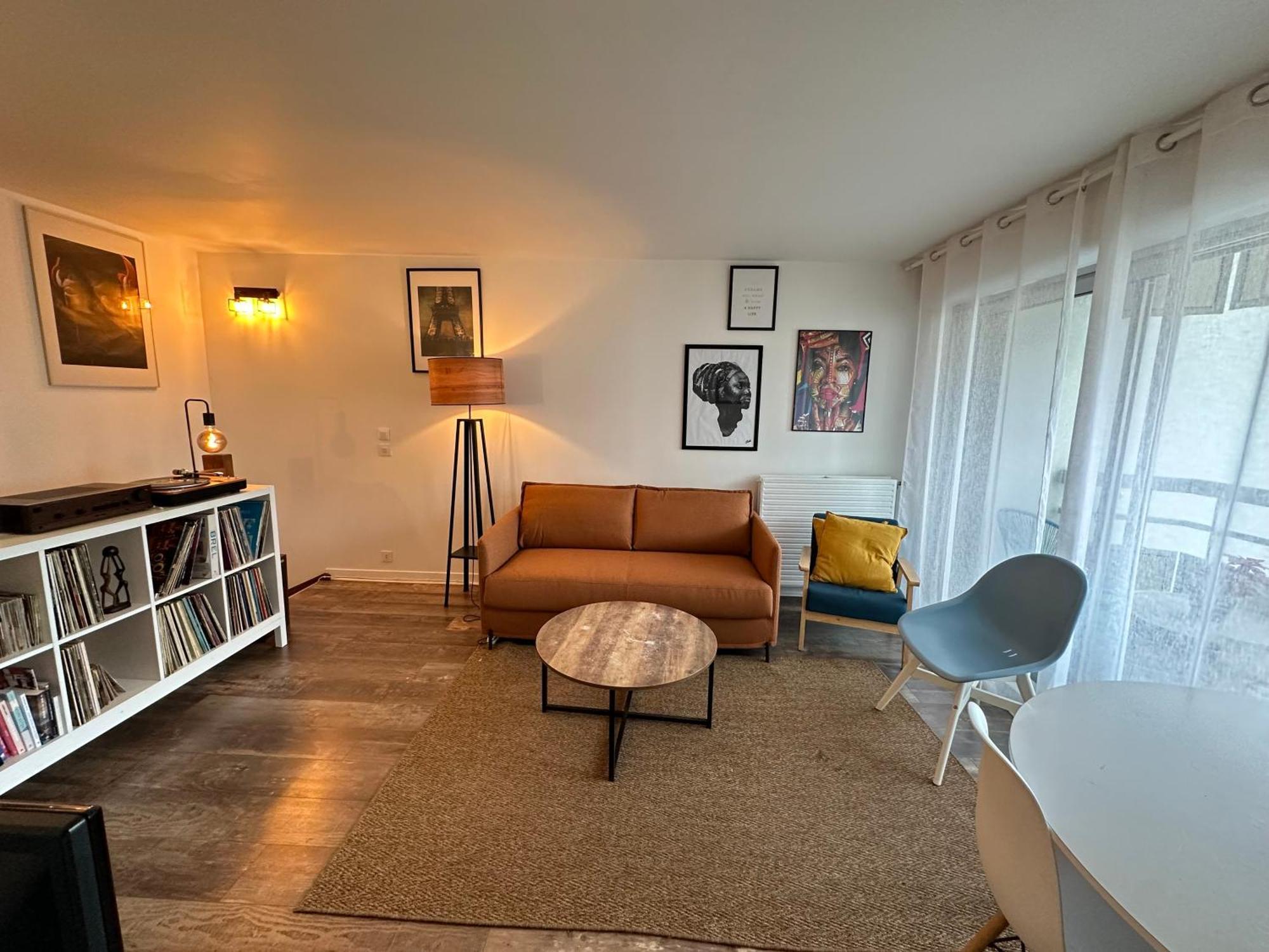 Cosy Duplex Avec Parking A Paris 19 By Immo Kit Bnb Extérieur photo